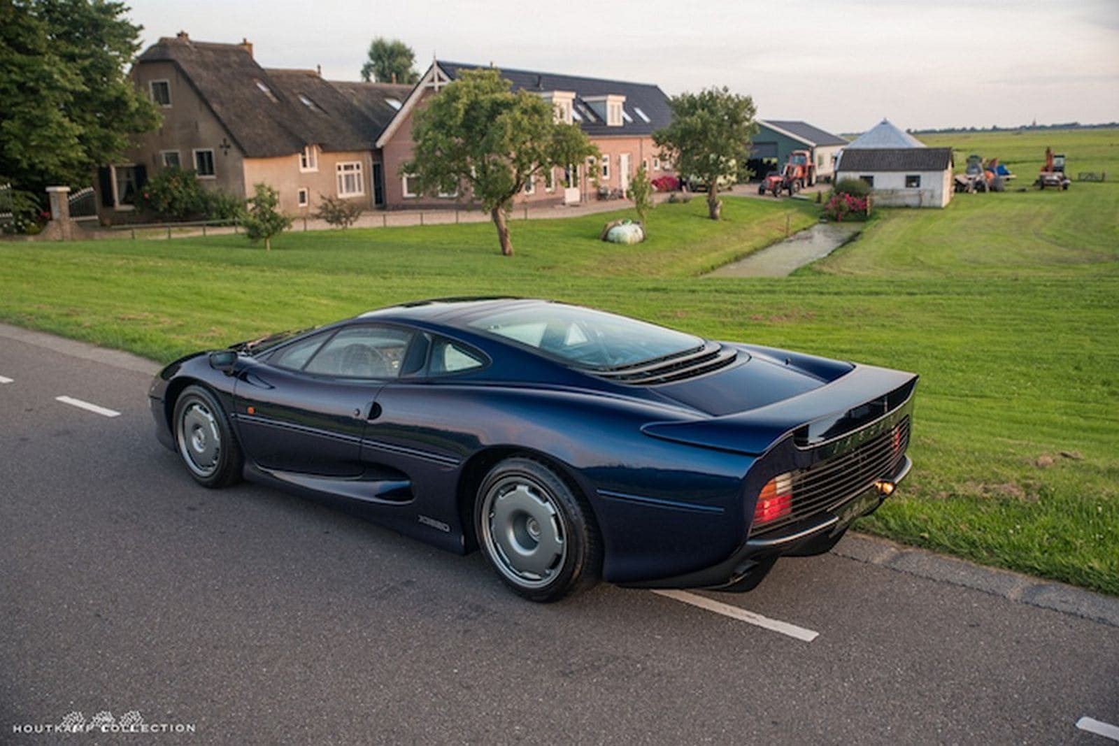 1993 - JAGUAR XJ220 LE MANS BLUE, foto 23