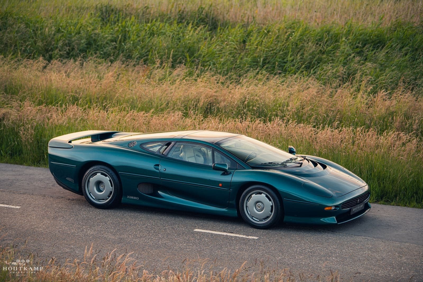 1994 - JAGUAR XJ220 SILVERSTONE GREEN, foto 4
