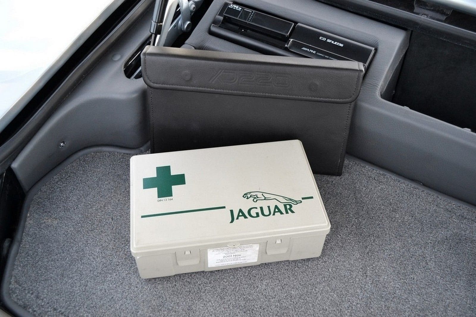 1994 - JAGUAR XJ220 SPA SILVER, foto 19