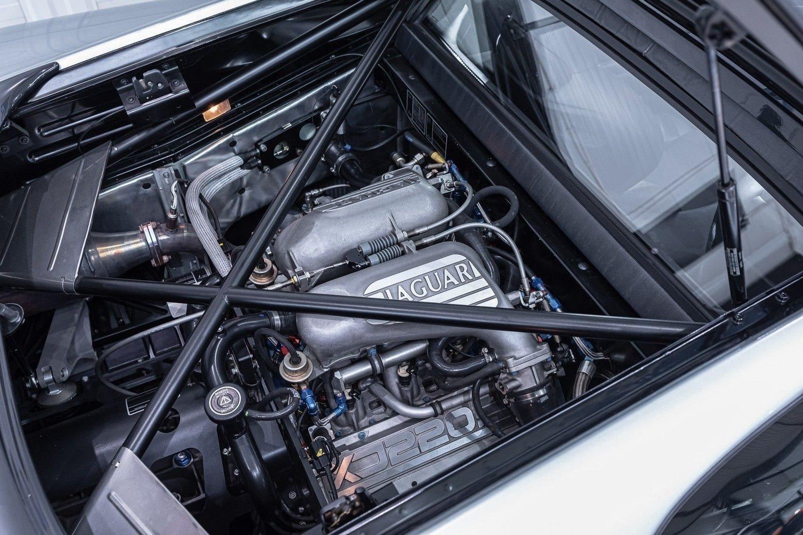 1994 - JAGUAR XJ220 SPA SILVER, foto 58
