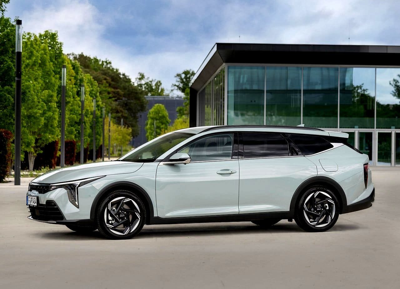 2027 - KIA K4 SPORTSWAGON, foto 13