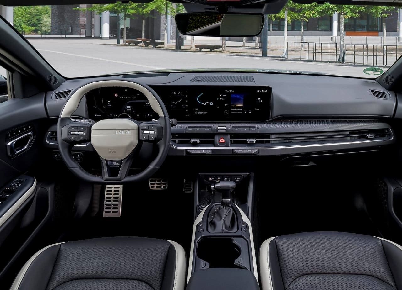 2027 - KIA K4 SPORTSWAGON, foto 26