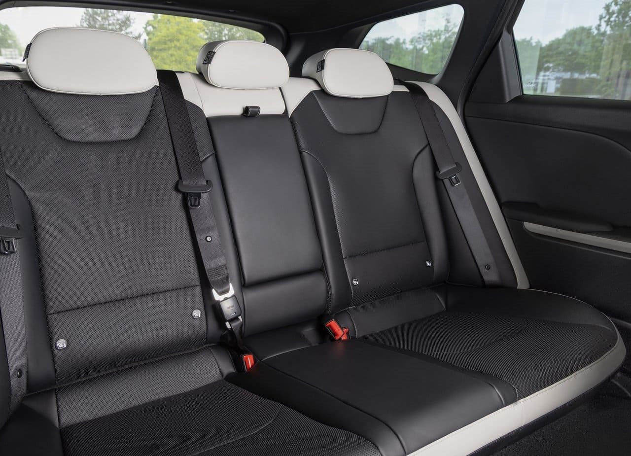 2027 - KIA K4 SPORTSWAGON, foto 32