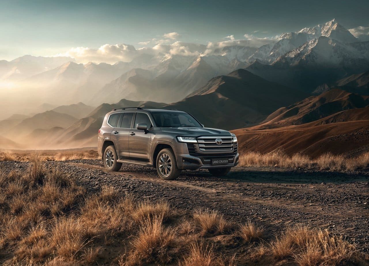 TOYOTA LAND CRUISER 300 HYBRID, foto 2