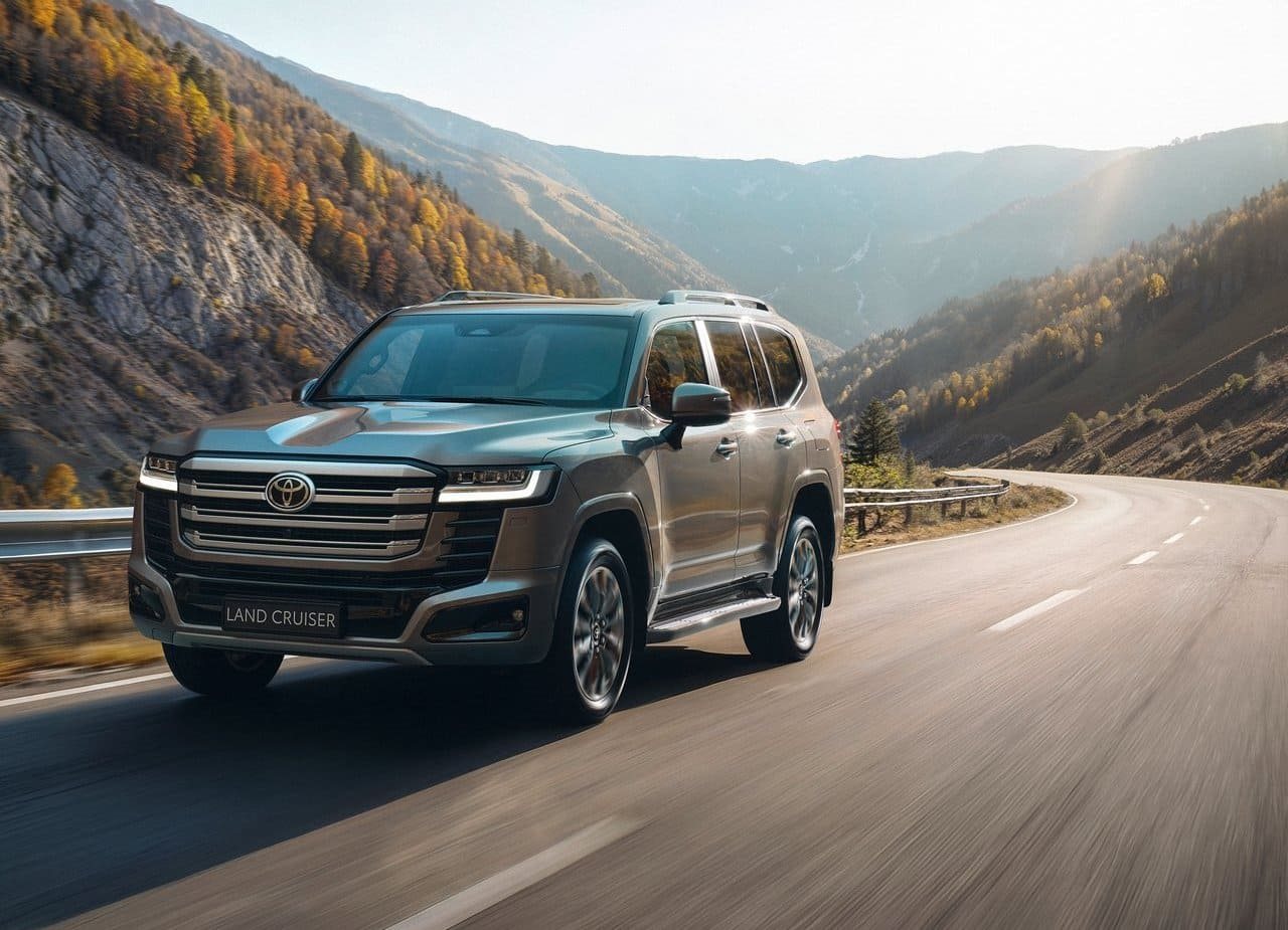 TOYOTA LAND CRUISER 300 HYBRID, foto 3
