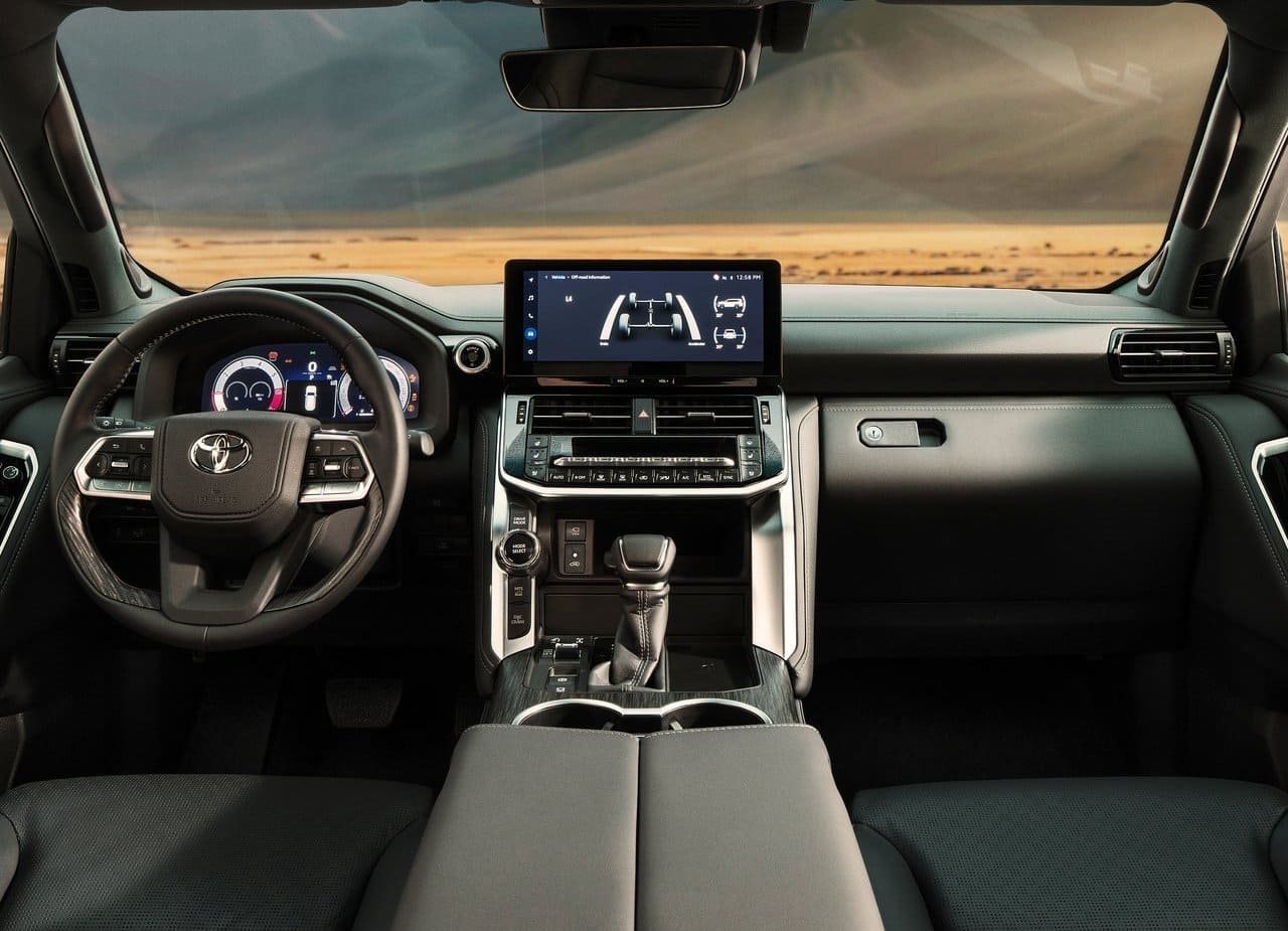 TOYOTA LAND CRUISER 300 HYBRID, foto 7