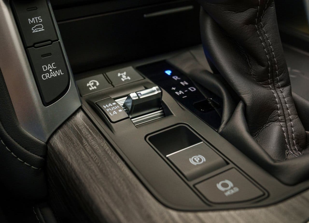 TOYOTA LAND CRUISER 300 HYBRID, foto 11