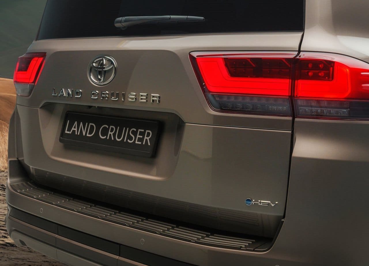 TOYOTA LAND CRUISER 300 HYBRID, foto 19