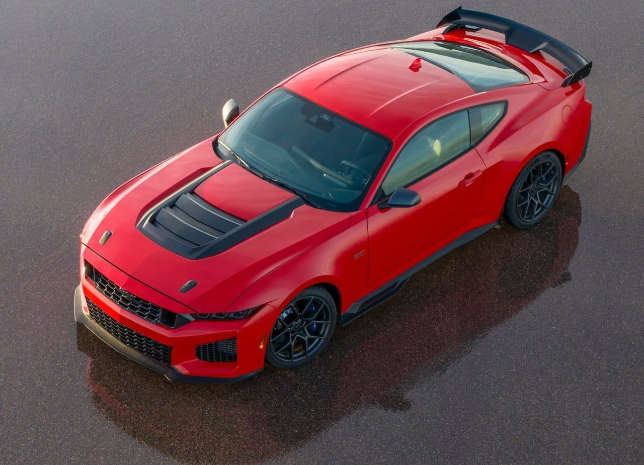 FORD MUSTANG DARK HORSE SC, foto 1