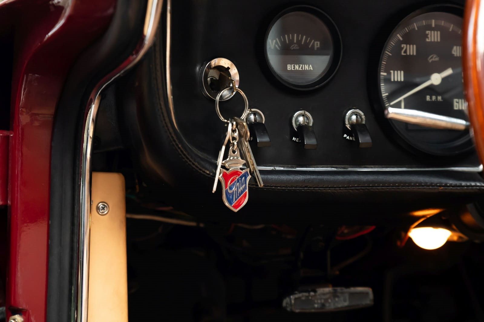 1967 - GHIA 450 SS BURGUNDY, foto 17
