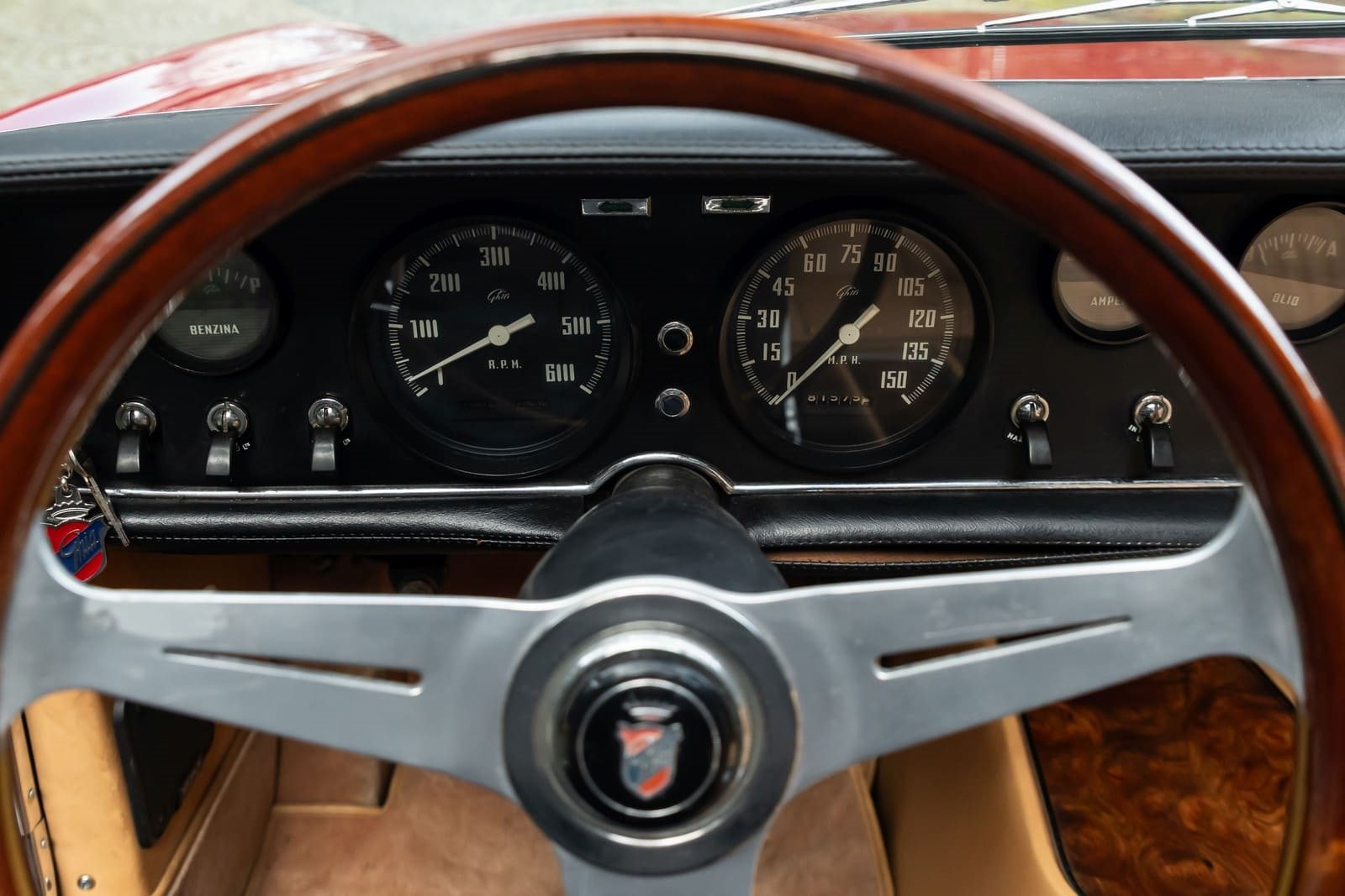 1967 - GHIA 450 SS BURGUNDY, foto 18