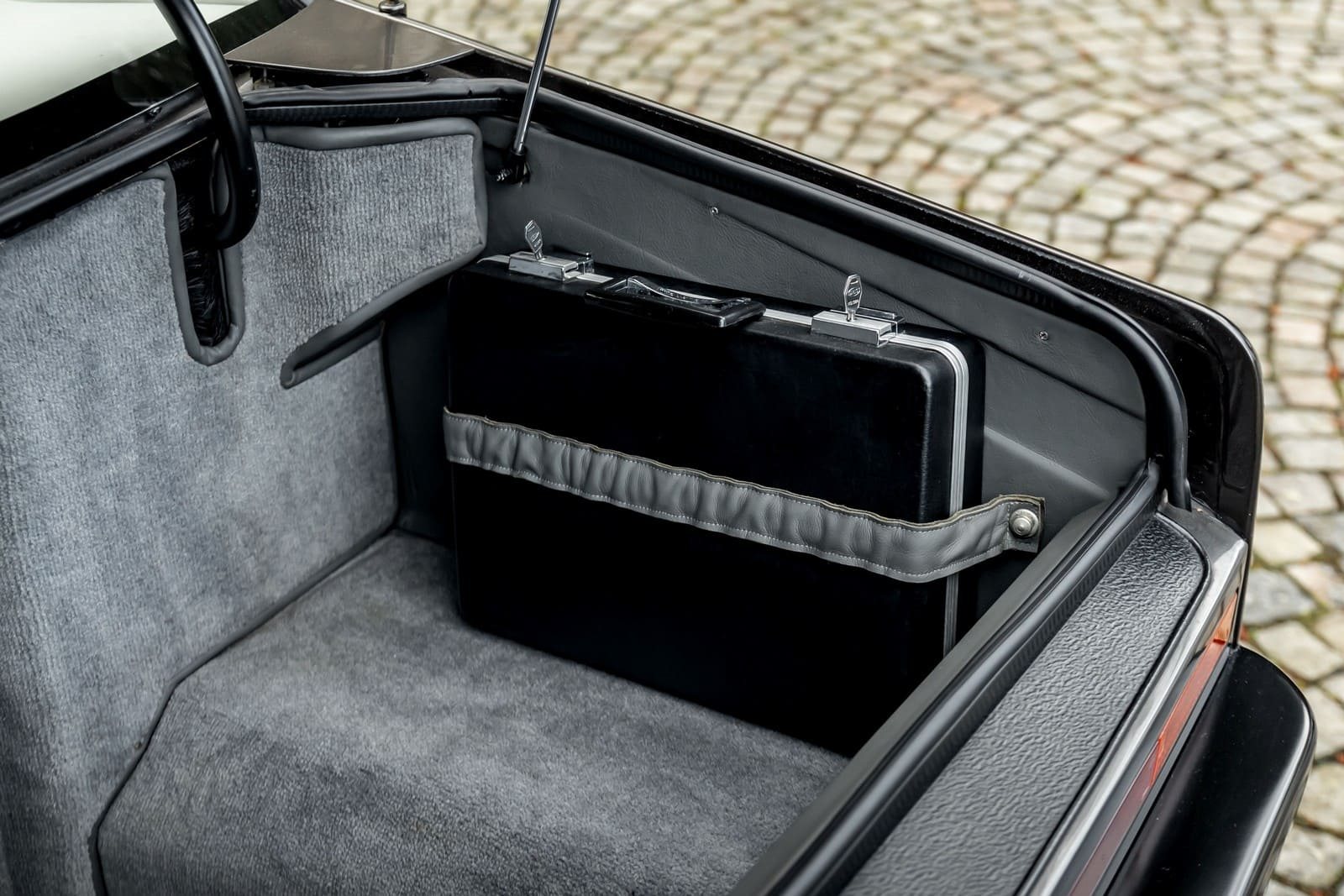 1989 - ASTON MARTIN LAGONDA, foto 28