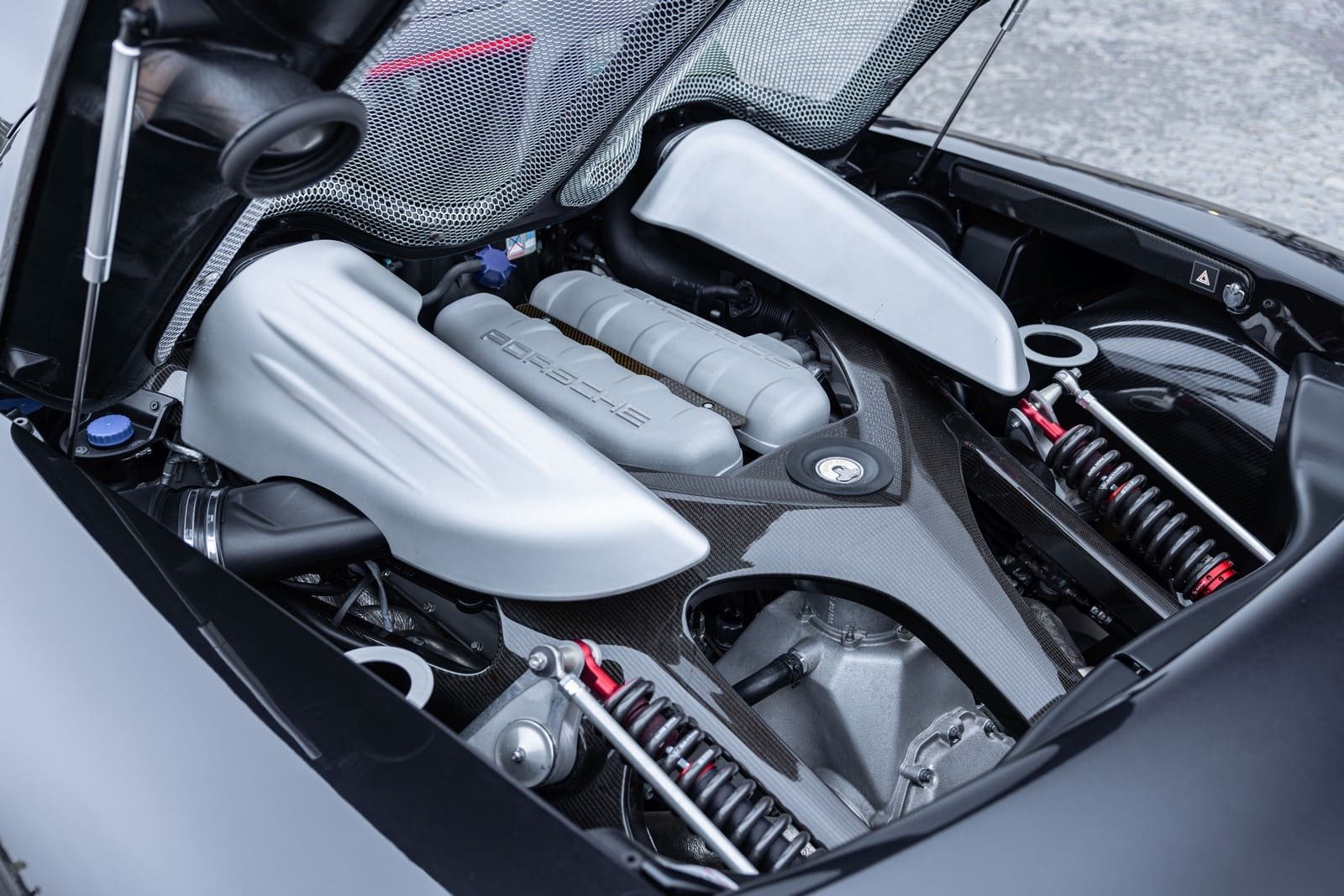 2006 - PORSCHE CARRERA GT BASALT BLACK, foto 24