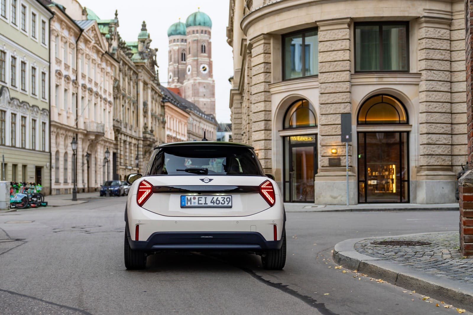 MINI COOPER S PAUL SMITH EDITION IN INSPIRED WHITE, foto 3