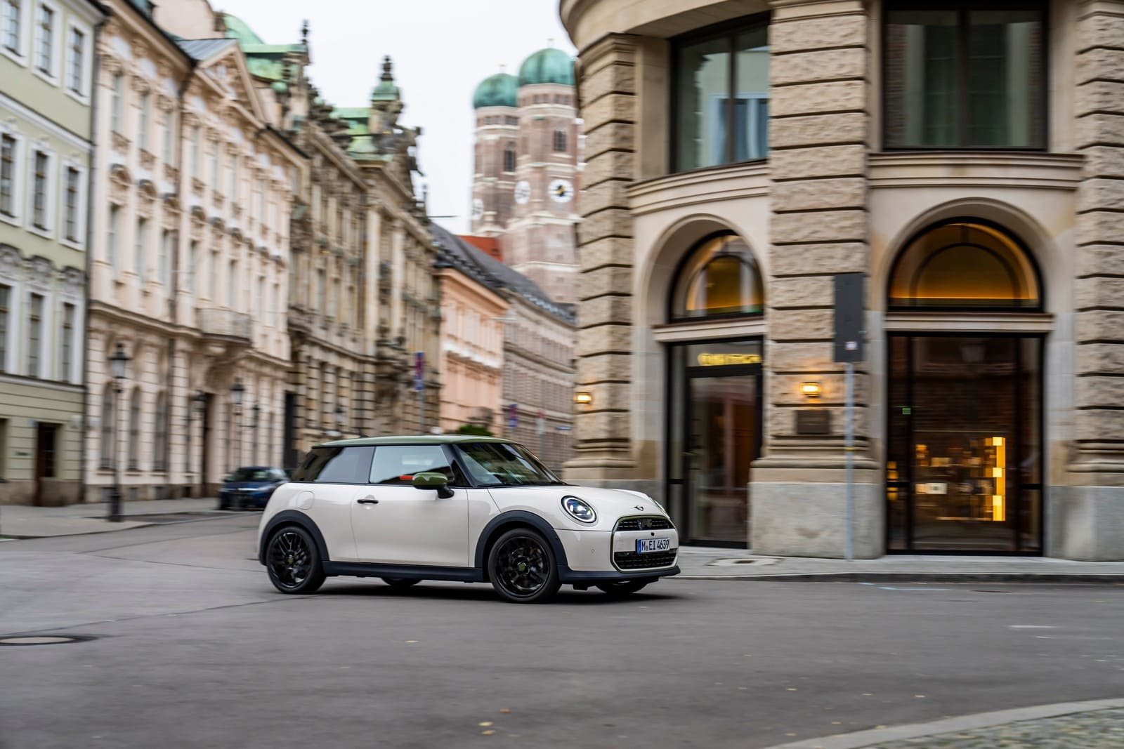 MINI COOPER S PAUL SMITH EDITION IN INSPIRED WHITE, foto 4