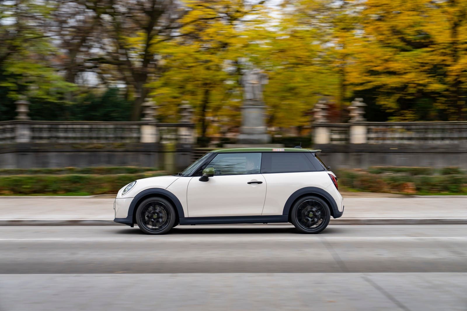 MINI COOPER S PAUL SMITH EDITION IN INSPIRED WHITE, foto 5