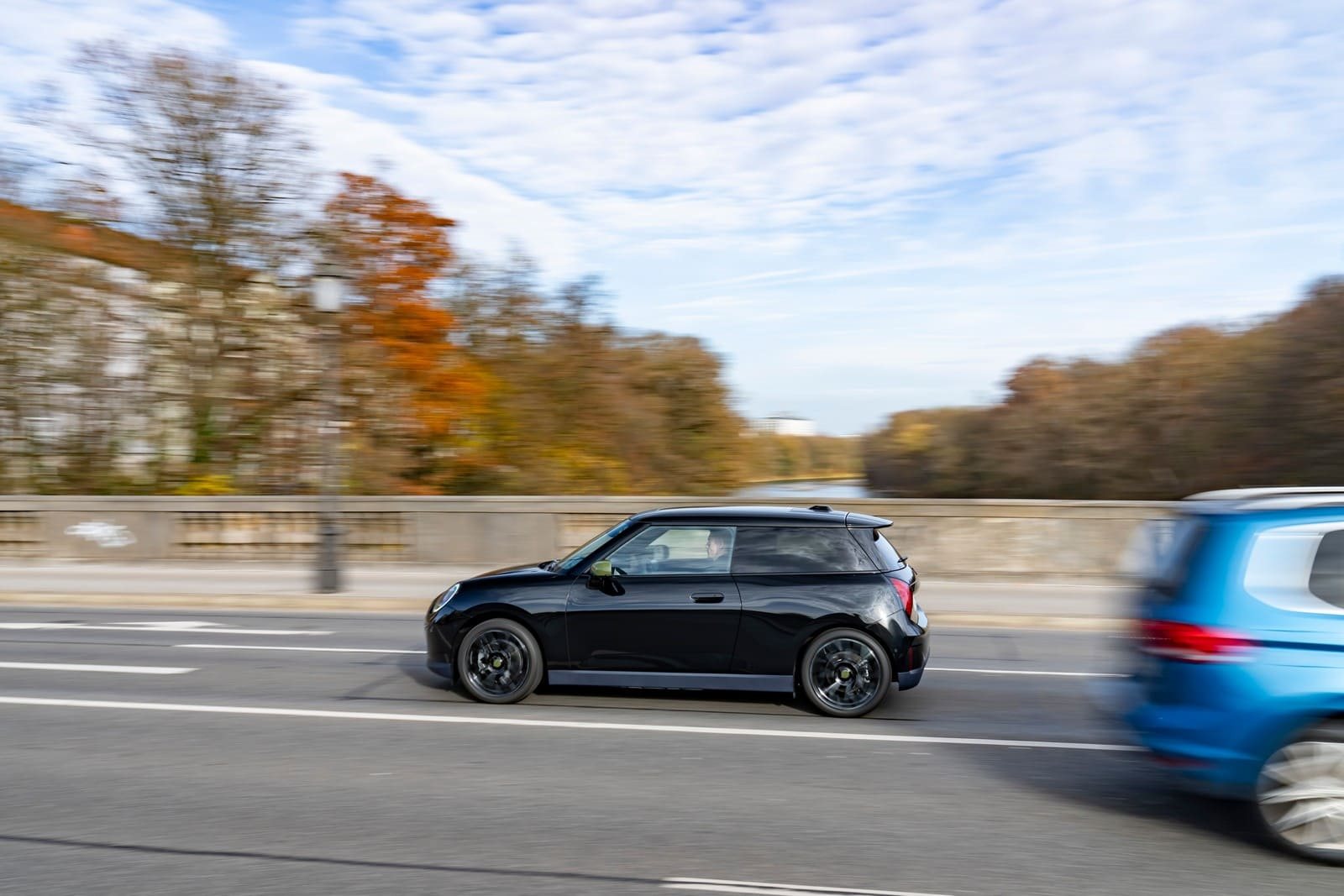 MINI COOPER SE PAUL SMITH EDITION IN MIDNIGHT BLACK, foto 5