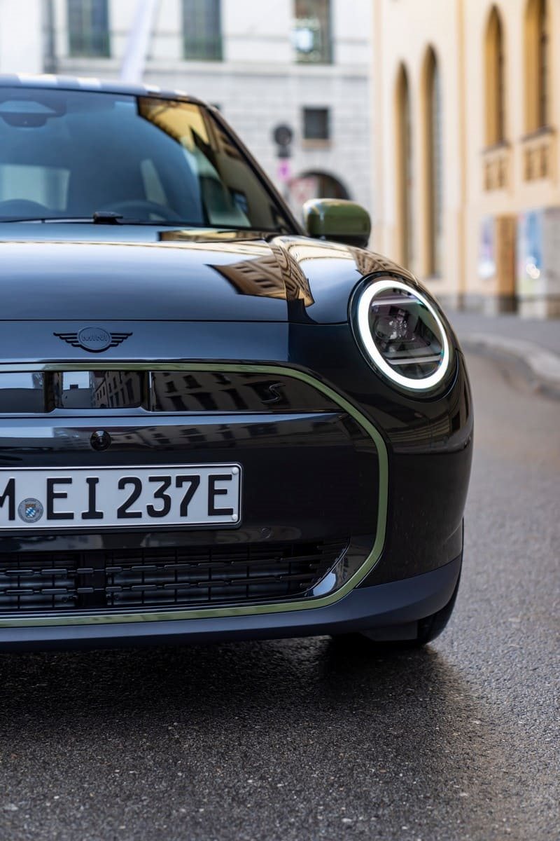MINI COOPER SE PAUL SMITH EDITION IN MIDNIGHT BLACK, foto 18