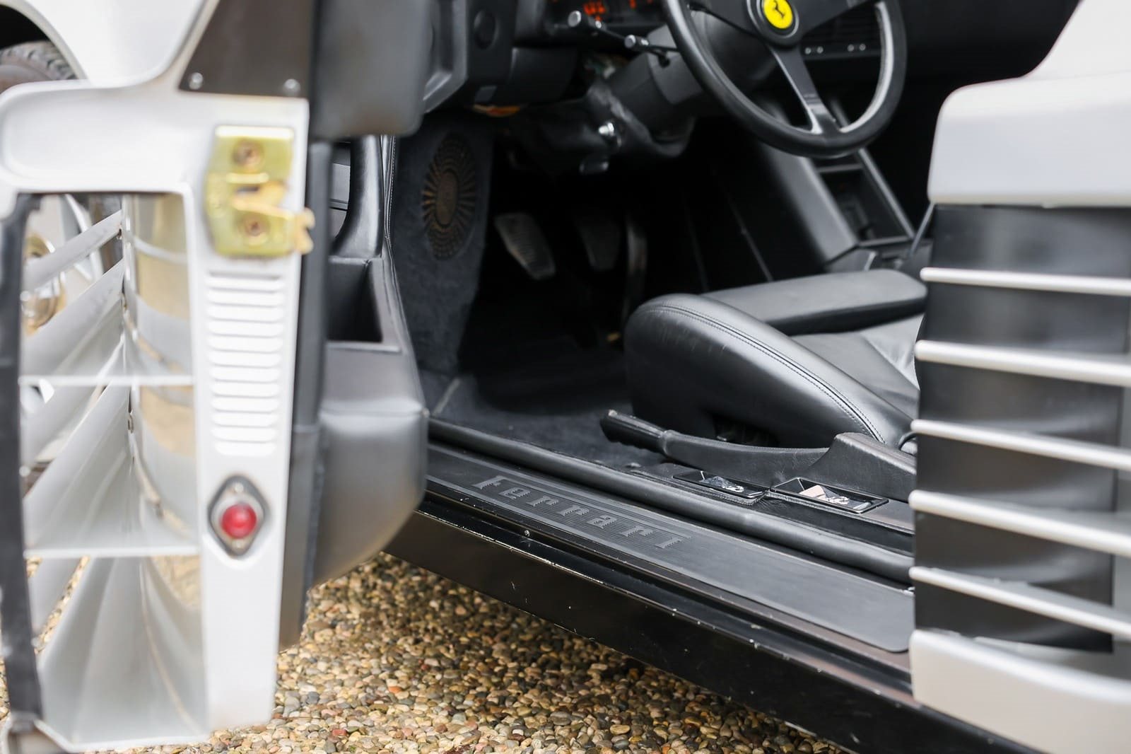 1986 - FERRARI TESTAROSSA MONOSPECCHIO ARGENTO, foto 31