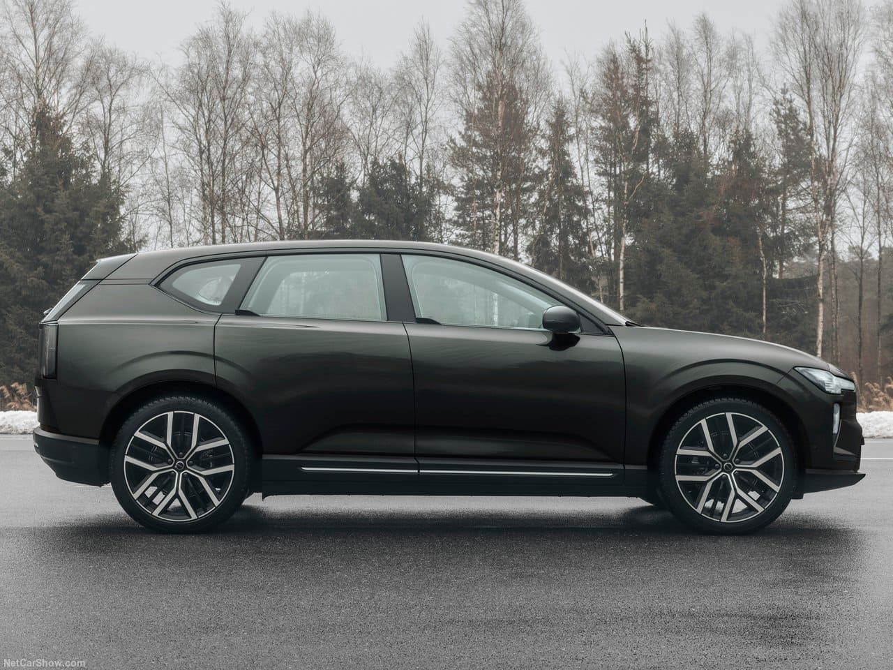 2027 - VOLVO EX60, foto 39