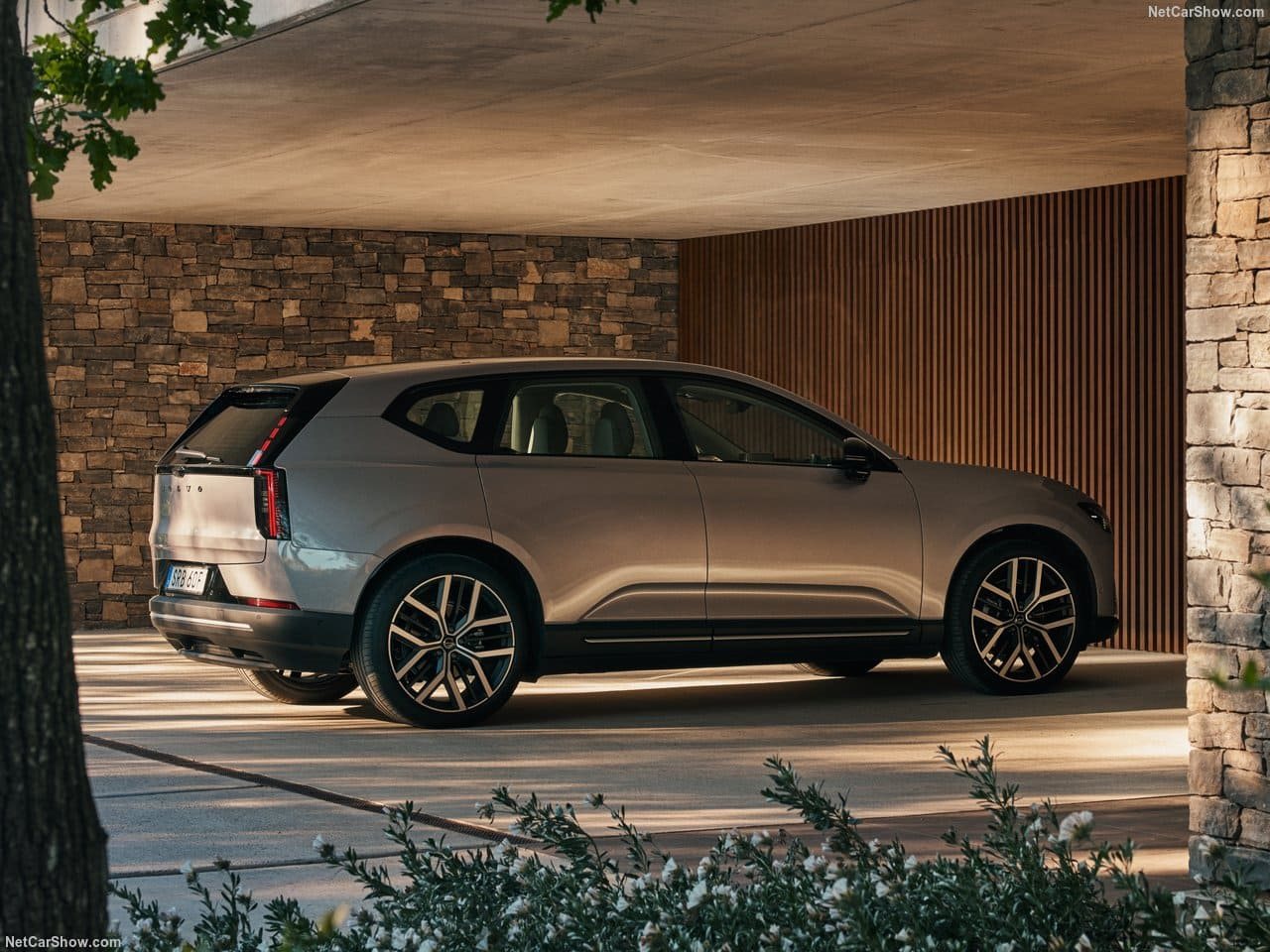 2027 - VOLVO EX60, foto 47
