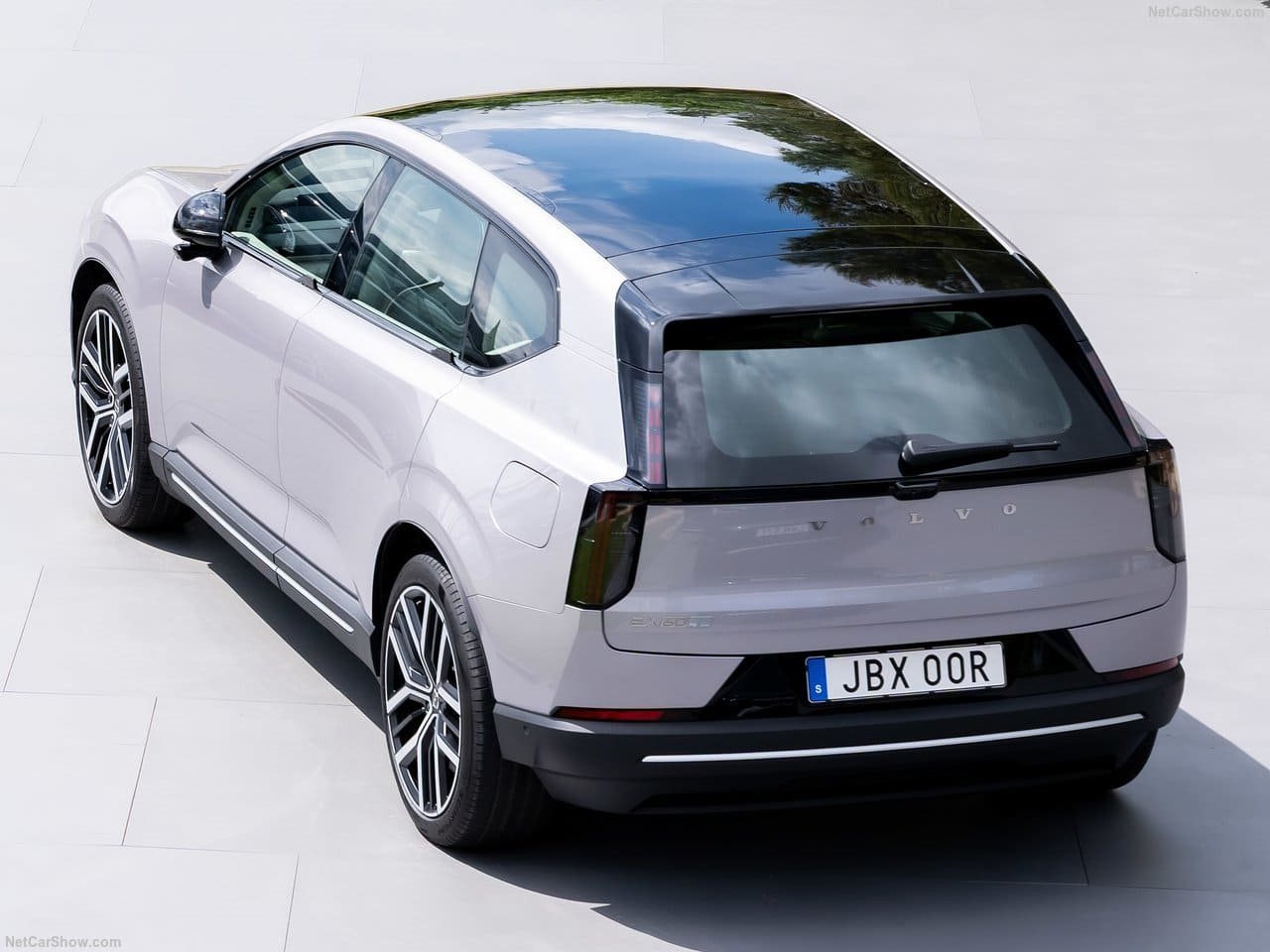 2027 - VOLVO EX60, foto 48