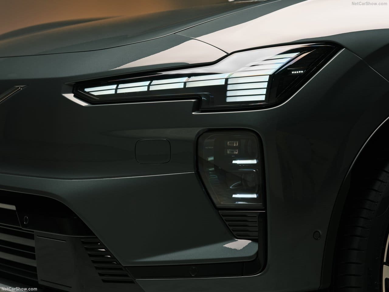 2027 - VOLVO EX60, foto 155