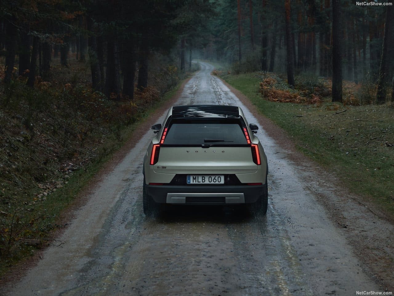 2027 - VOLVO EX60 CROSS COUNTRY, foto 10