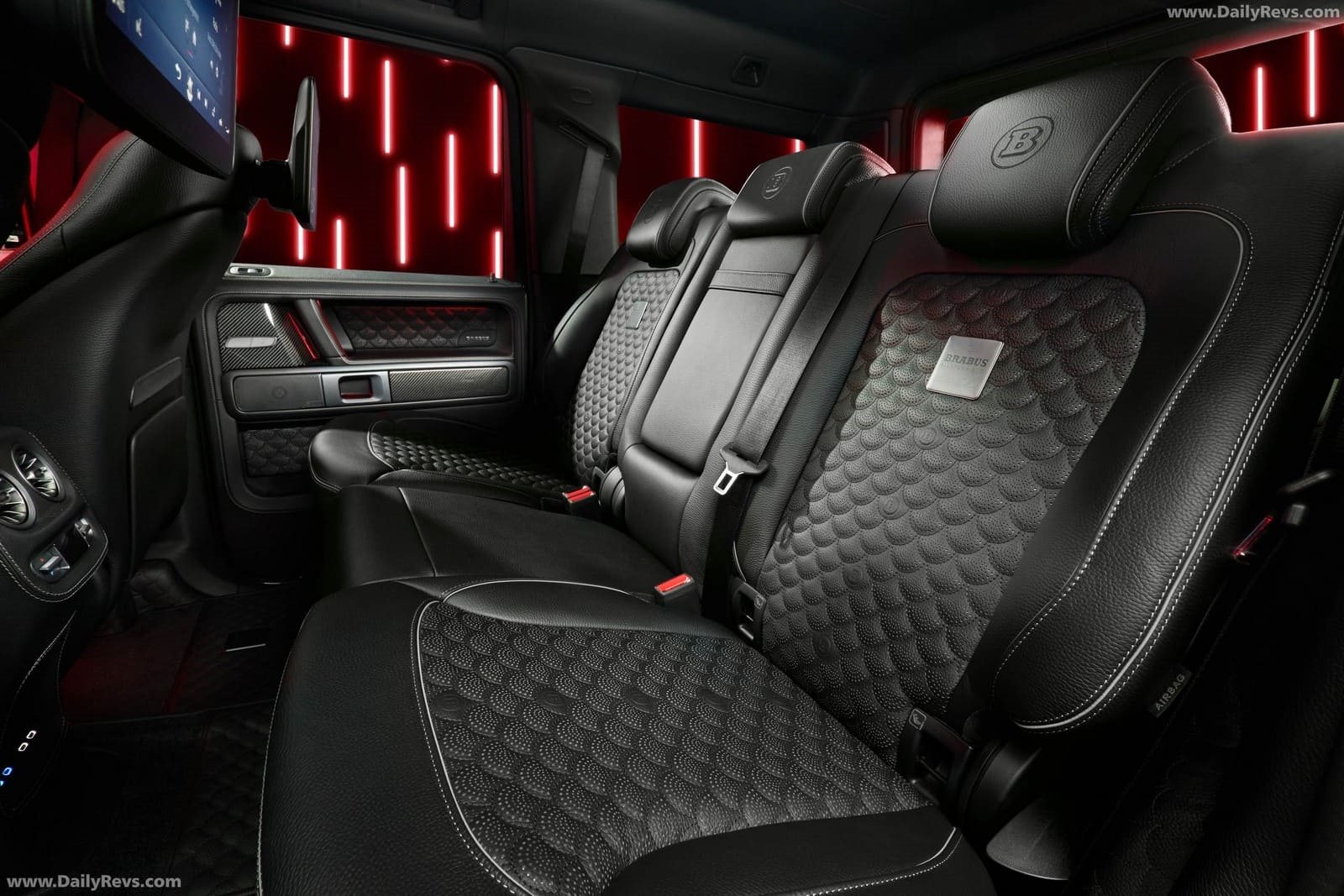 2026 - MERCEDES-AMG G 63 BRABUS 900 ROCKET EDITION, foto 111