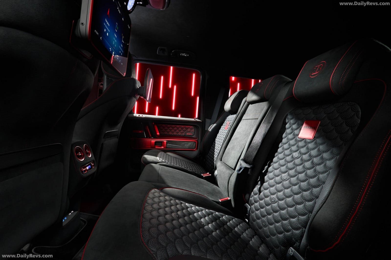 2026 - MERCEDES-AMG G 63 BRABUS 900 ROCKET EDITION, foto 127