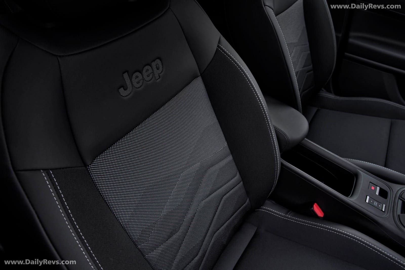JEEP AVENGER BLACK EDITION, foto 16