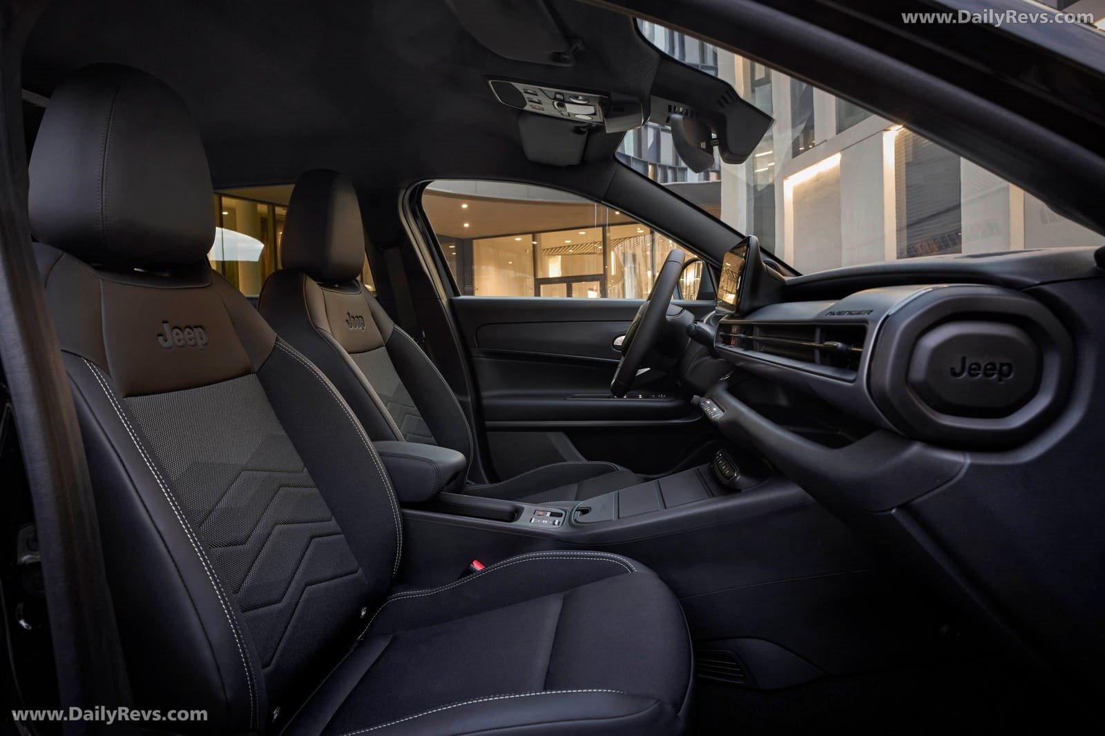 JEEP AVENGER BLACK EDITION, foto 18
