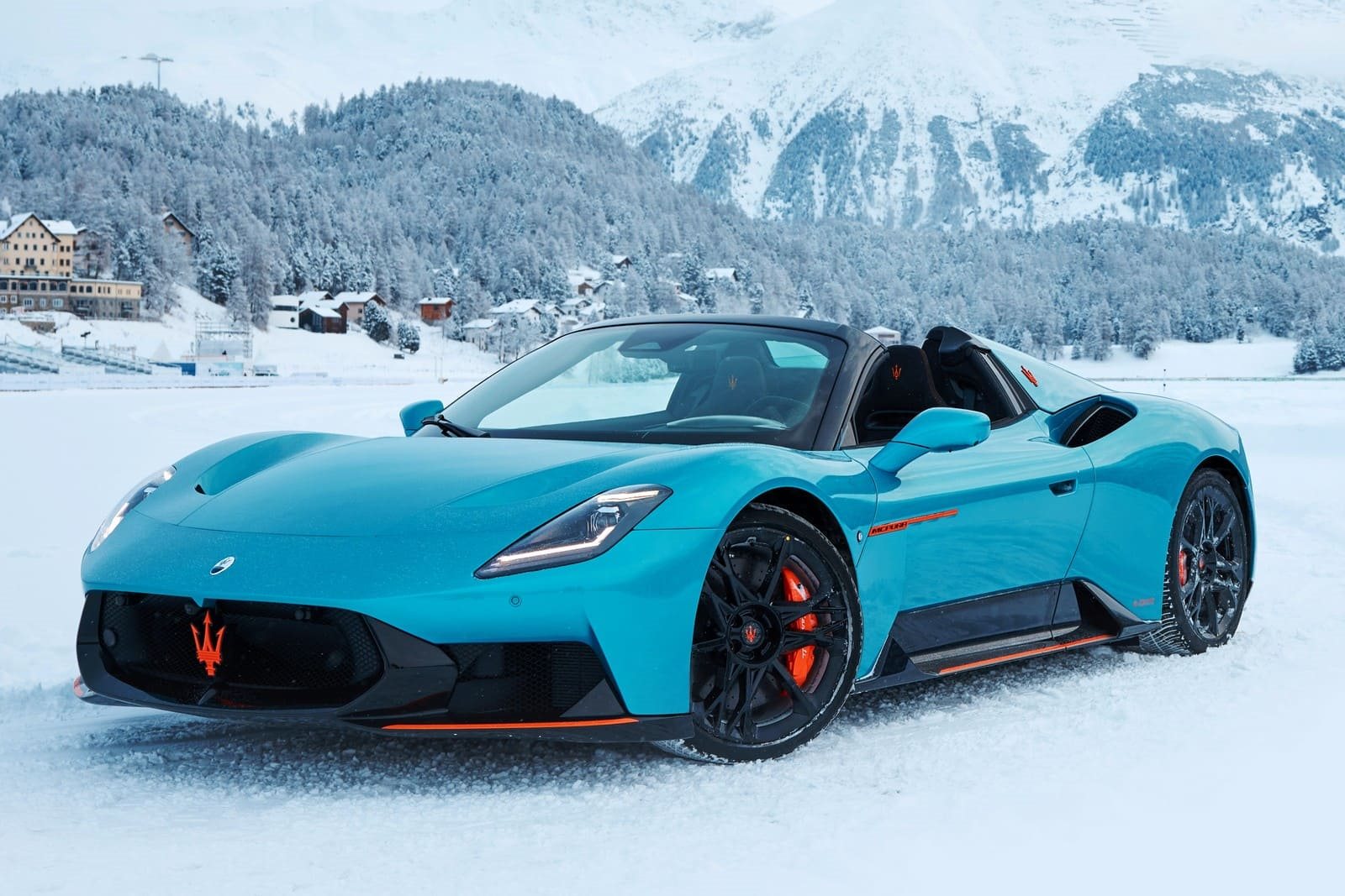 2026 - MASERATI MCPURA CIELO FROZEN MAGMA, foto 1