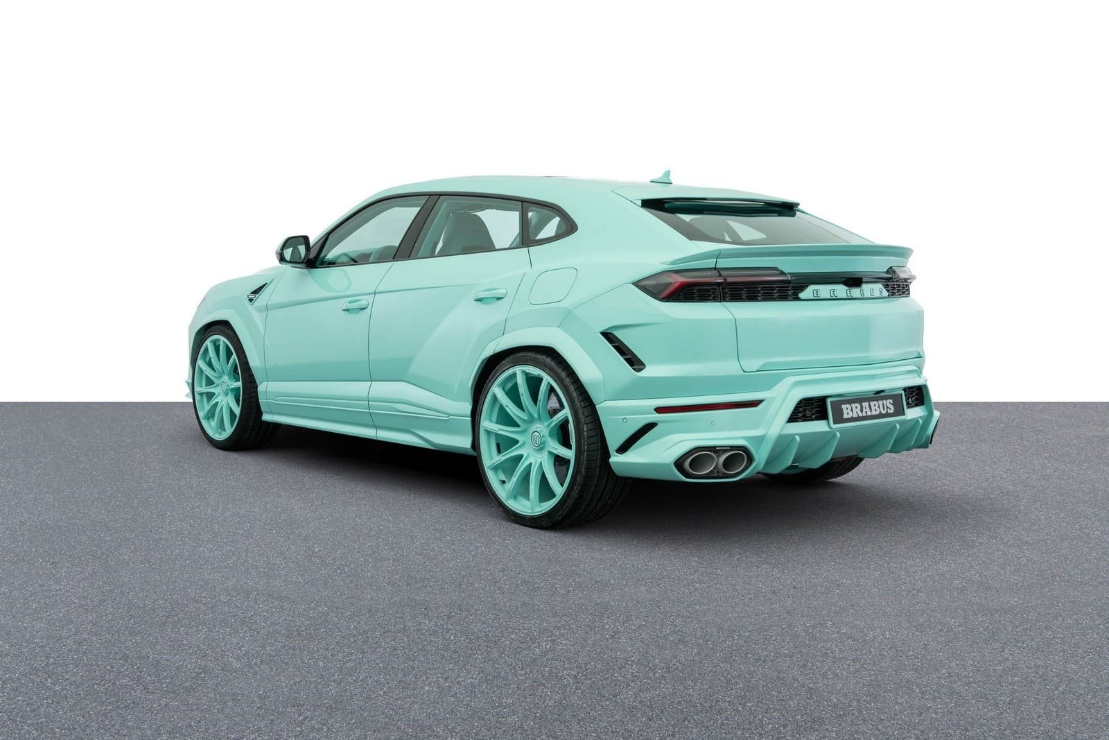 2026 - LAMBORGHINI URUS SE BRABUS 900 MINT, foto 4