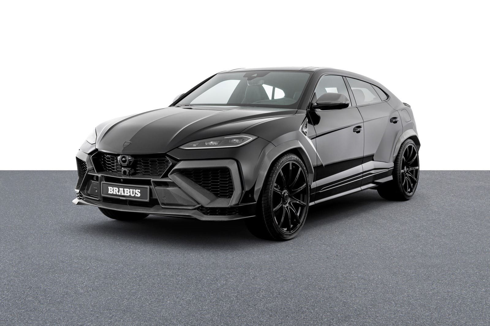 LAMBORGHINI URUS SE BRABUS 900 SUPERBLACK, foto 2