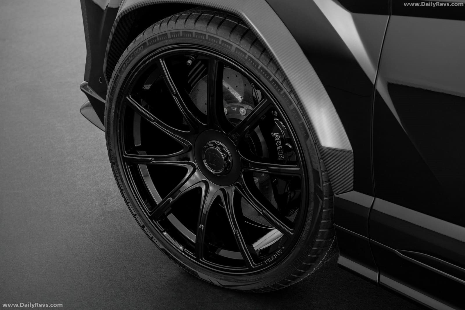 LAMBORGHINI URUS SE BRABUS 900 SUPERBLACK, foto 20