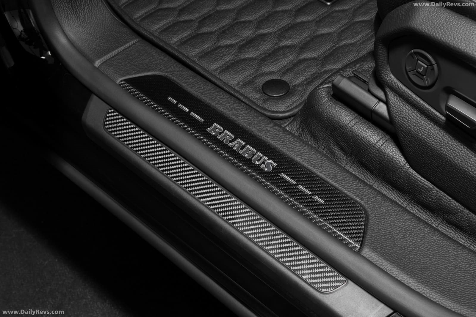 LAMBORGHINI URUS SE BRABUS 900 SUPERBLACK, foto 64