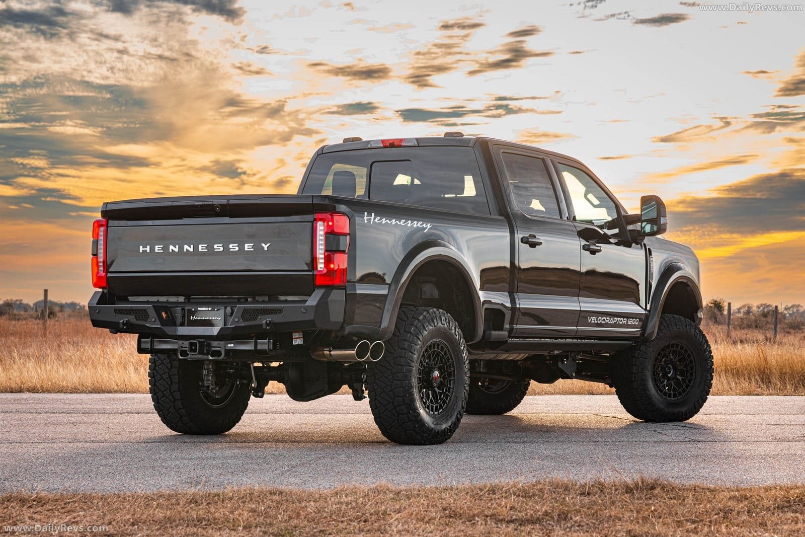 FORD F-250 VELOCIRAPTOR 1200 BY HENNESSEY, foto 2