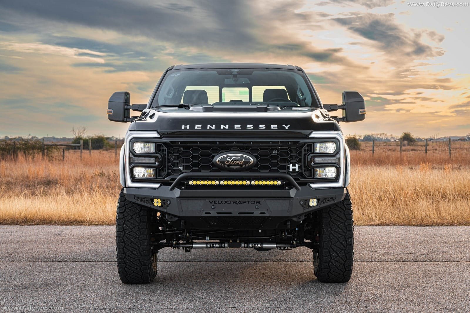 FORD F-250 VELOCIRAPTOR 1200 BY HENNESSEY, foto 5