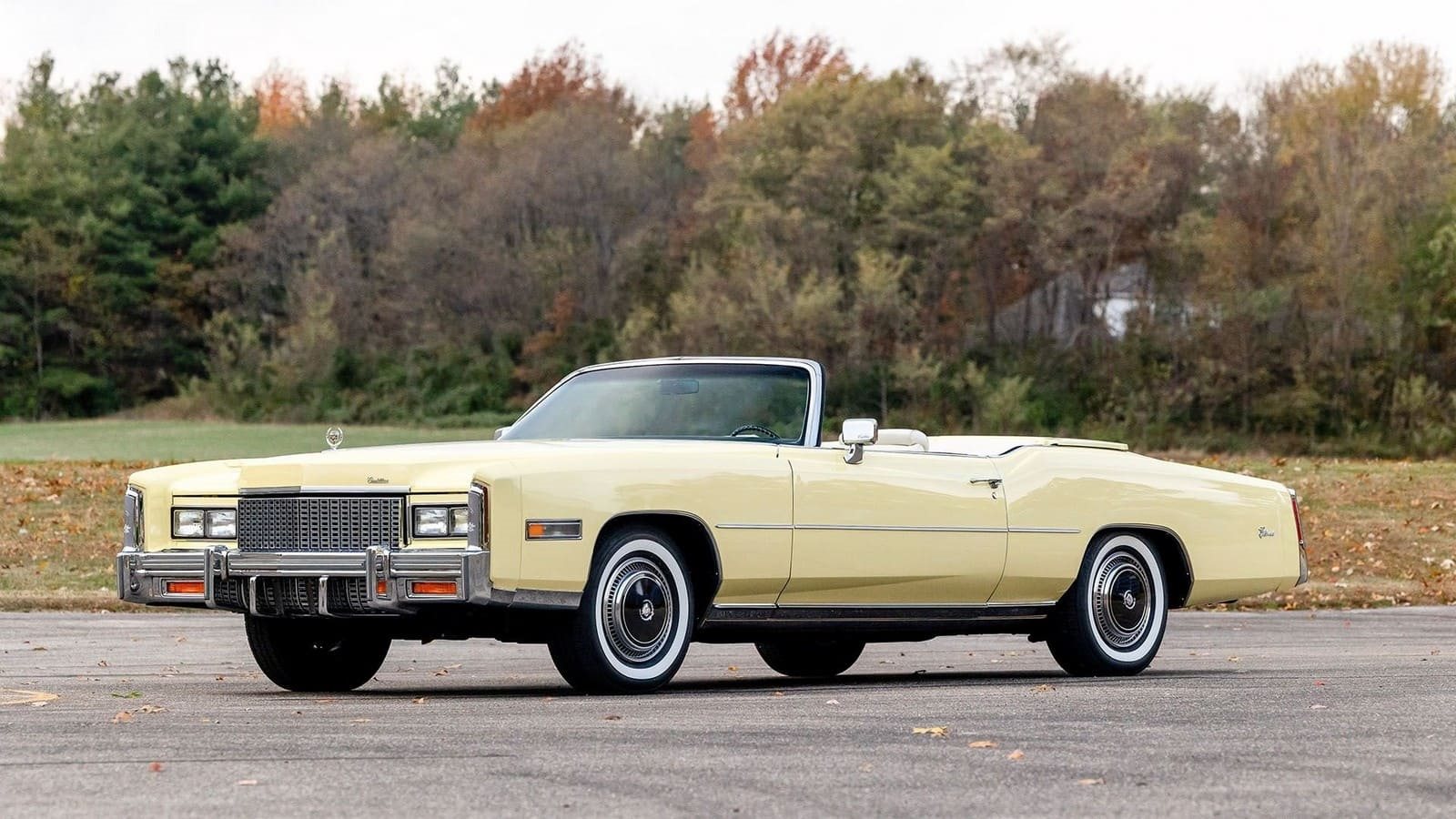 1976 - CADILLAC ELDORADO CONVERTIBLE PALE YELLOW, foto 1