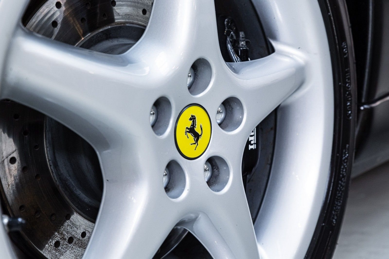 1999 - FERRARI F550 MARANELLO NERO, foto 36