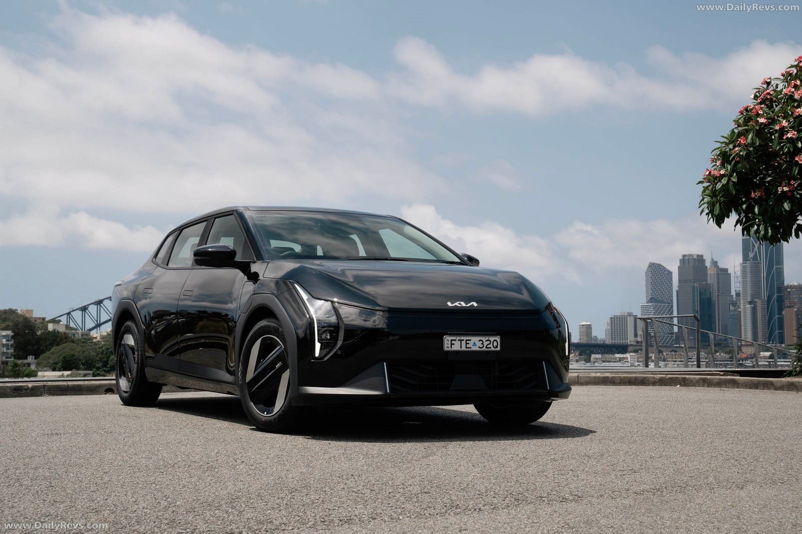 2026 - KIA EV4 AIR AUS VERSION, foto 1