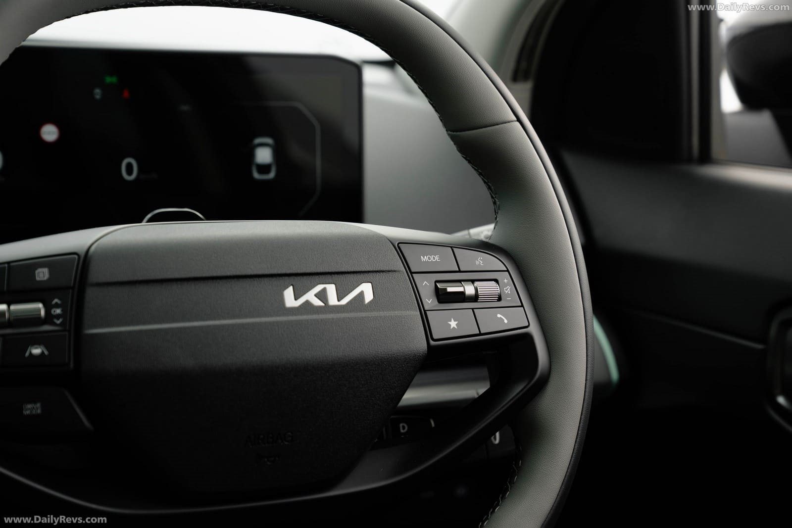2026 - KIA EV4 AIR AUS VERSION, foto 21