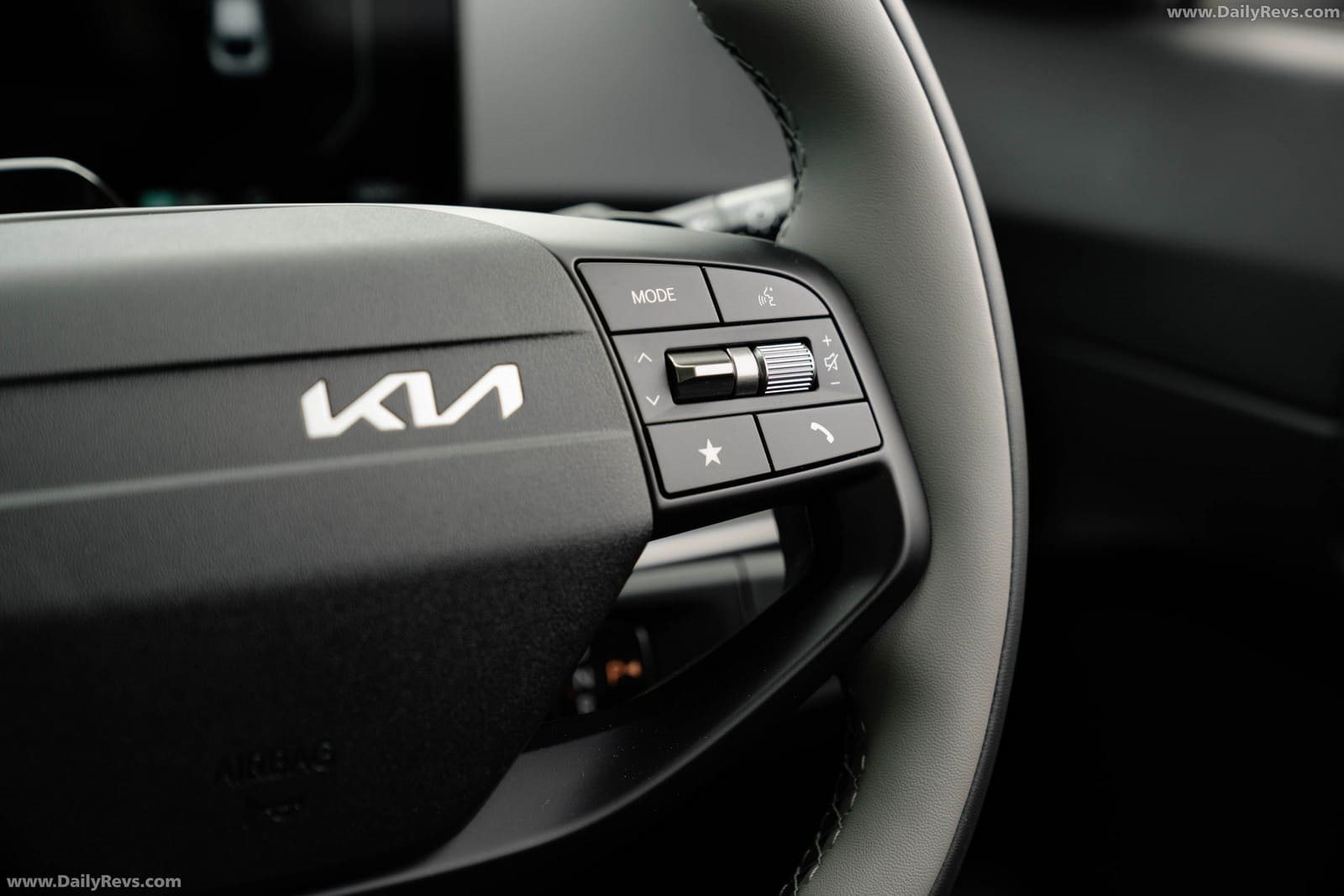 2026 - KIA EV4 AIR AUS VERSION, foto 23