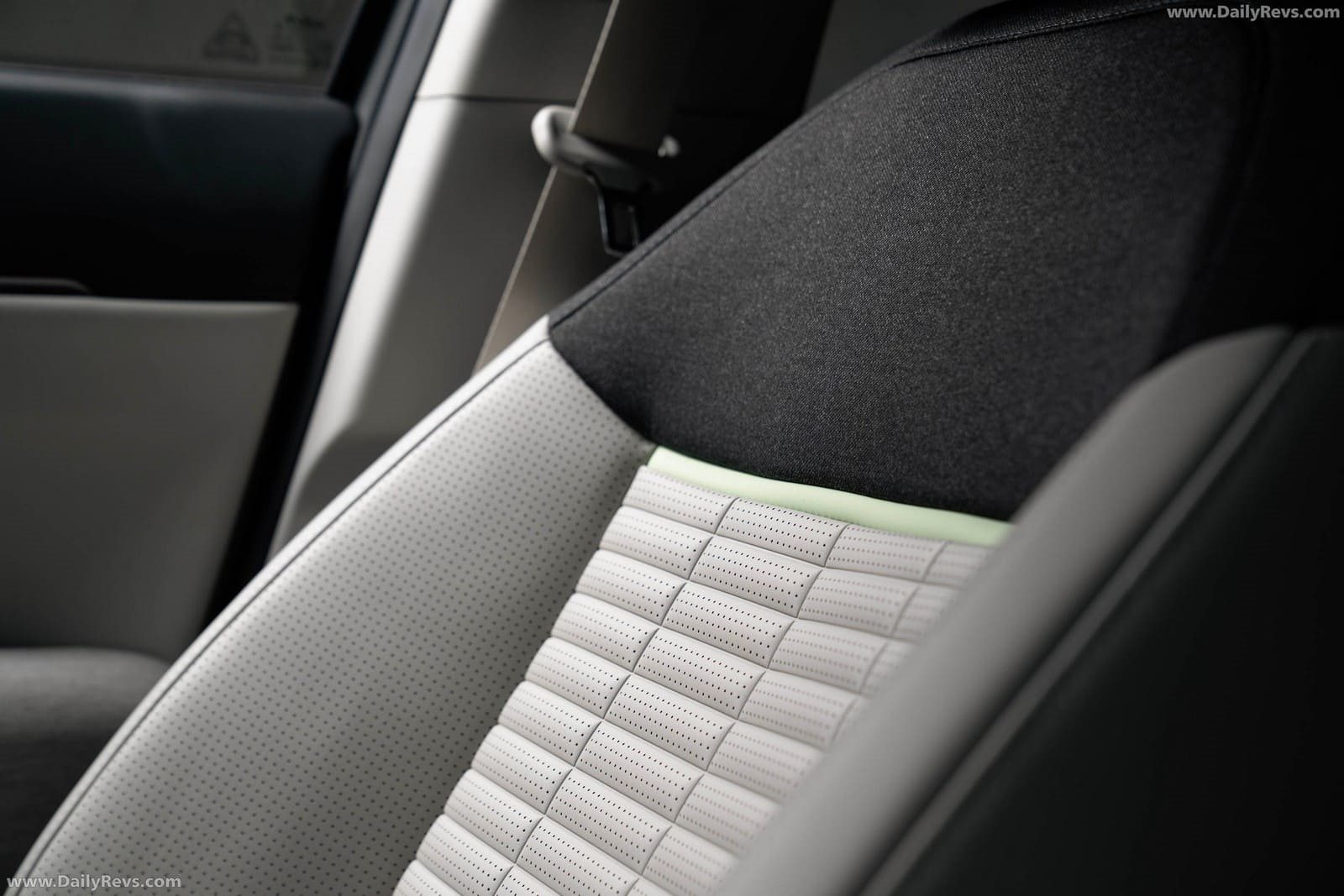 2026 - KIA EV4 EARTH AUS VERSION, foto 8