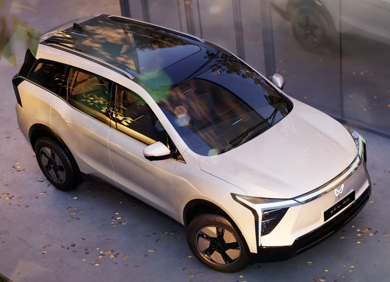MAHINDRA XEV 9S, foto 4