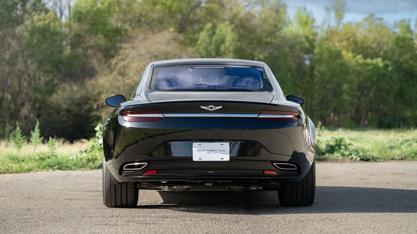 2017 - ASTON MARTIN LAGONDA TARAF, foto 5