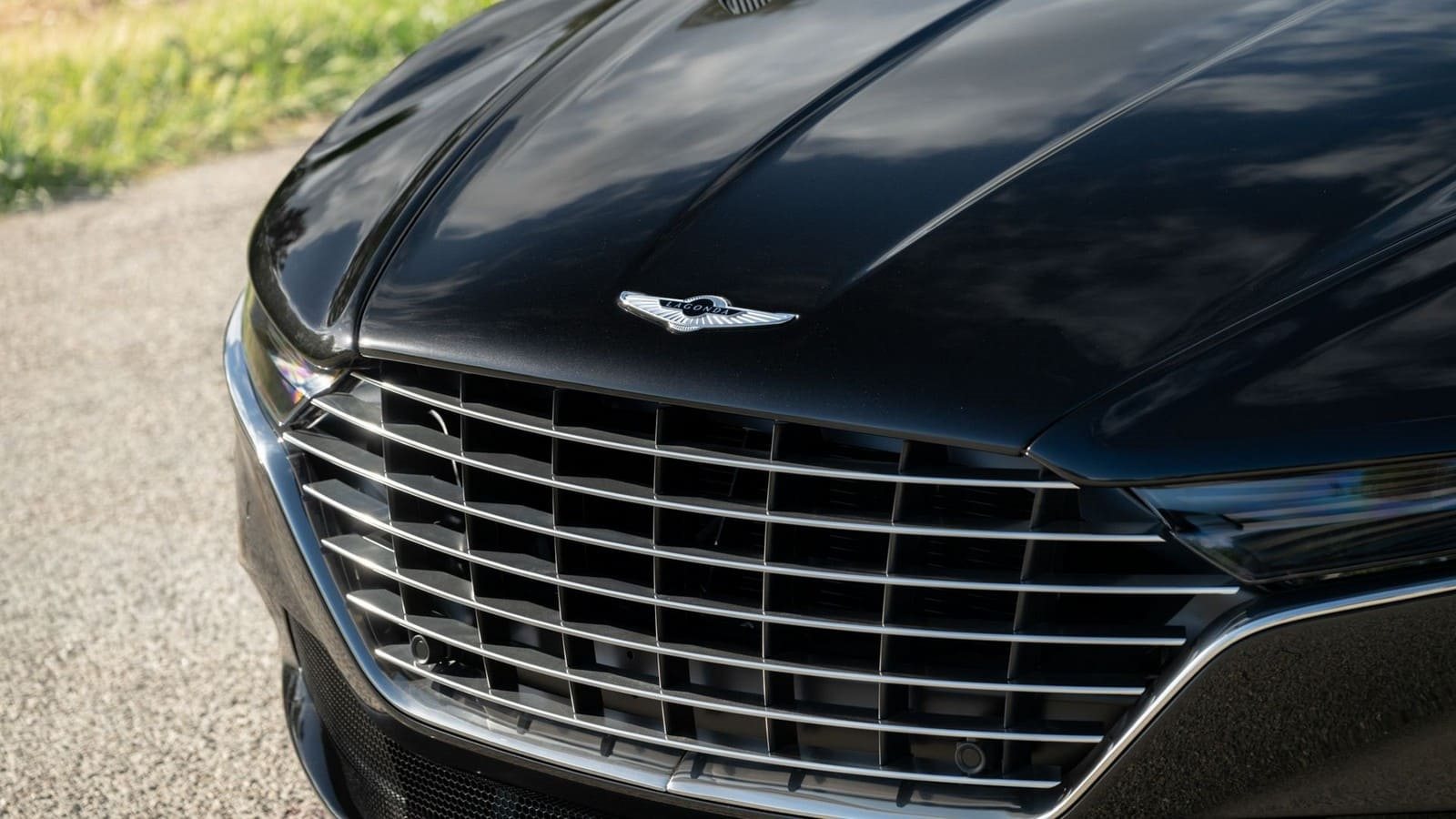 2017 - ASTON MARTIN LAGONDA TARAF, foto 18