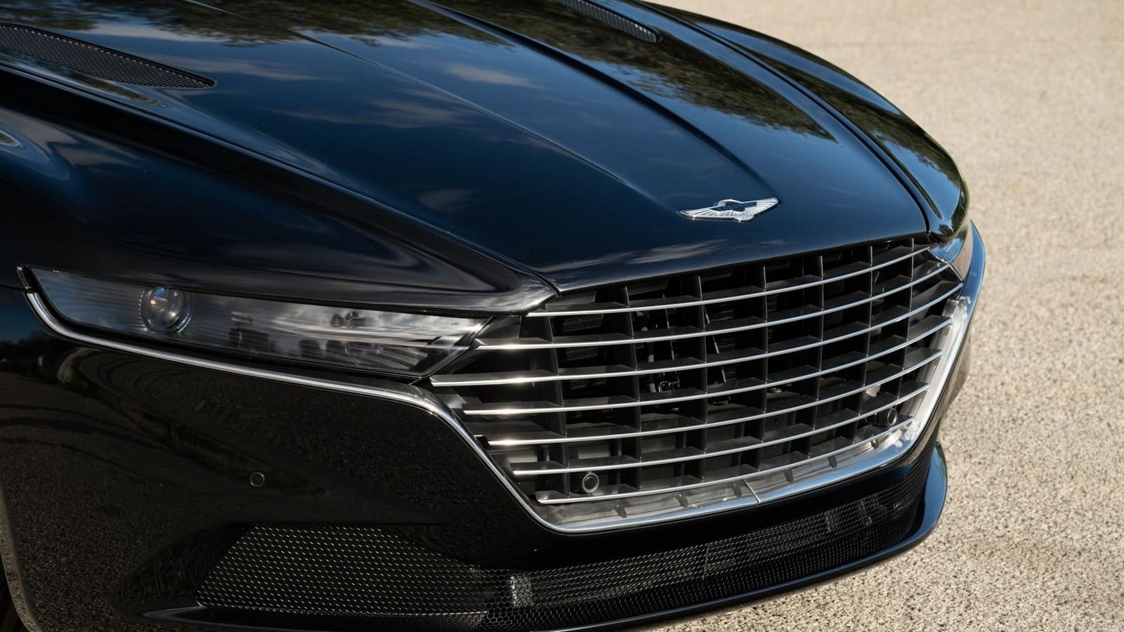 2017 - ASTON MARTIN LAGONDA TARAF, foto 19