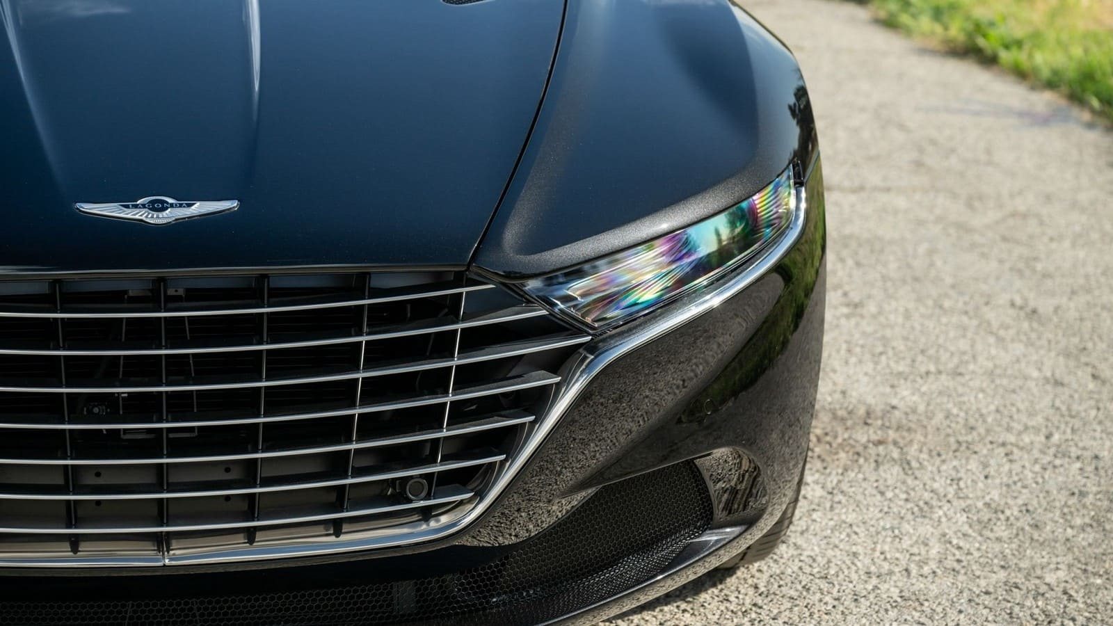 2017 - ASTON MARTIN LAGONDA TARAF, foto 20